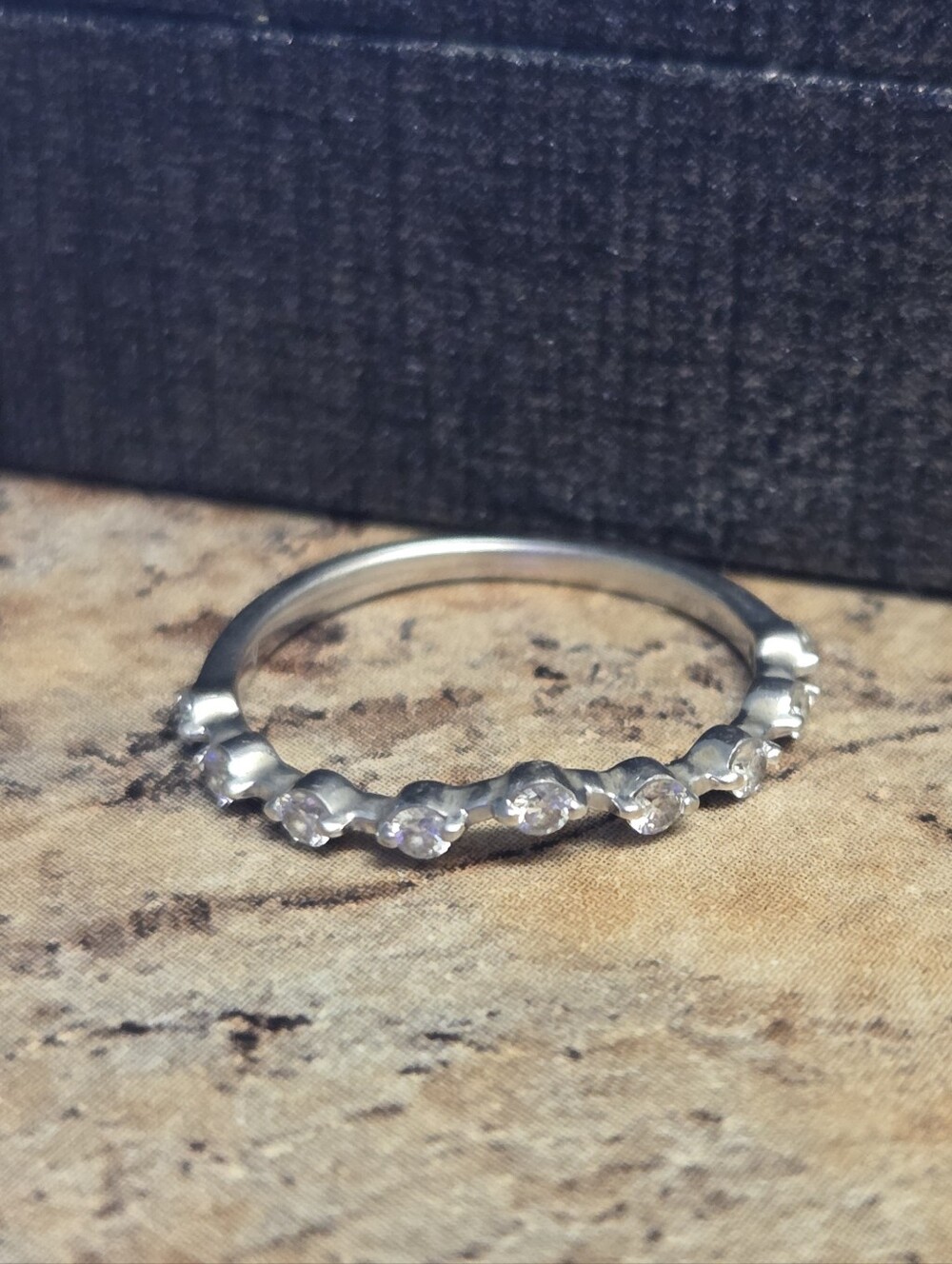 10K White Gold Wedding Band